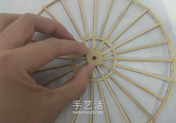 Mini waterwheel model making method with drawings