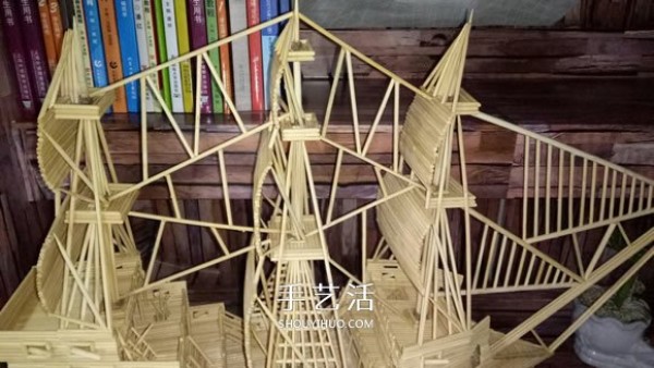 The ancient warship model is hand-made with disposable chopsticks