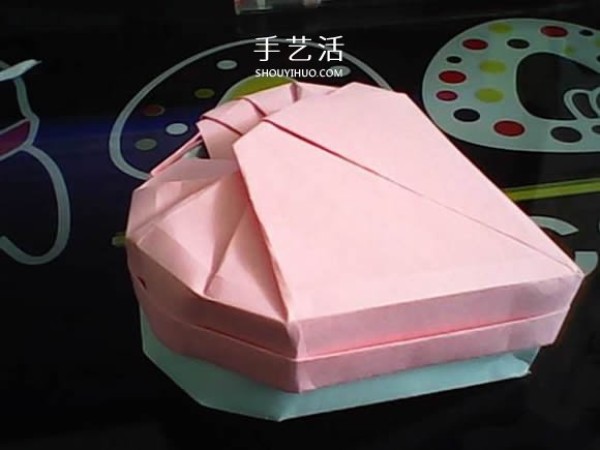 Valentines Day Gift Box Origami Tutorial How to Fold a Heart Carton with Lid