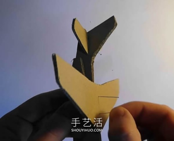 Video of how to make an Alpha Jet from cardboard