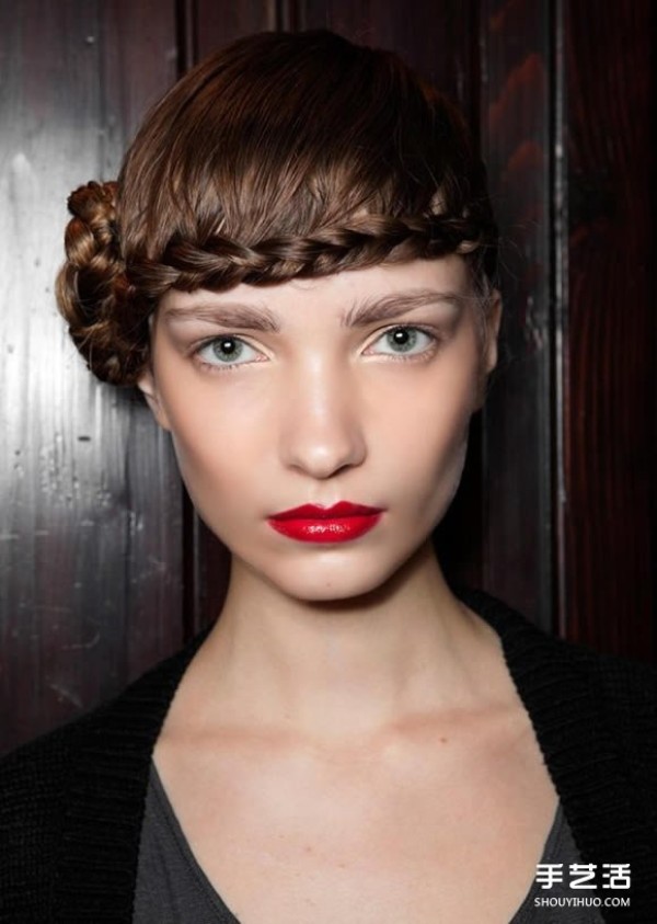 Simple, sexy, intellectual...28 hairstyles suitable for parties