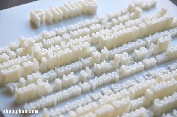 Use 3D printing technology to arrange fonts into simulated urban landscapes