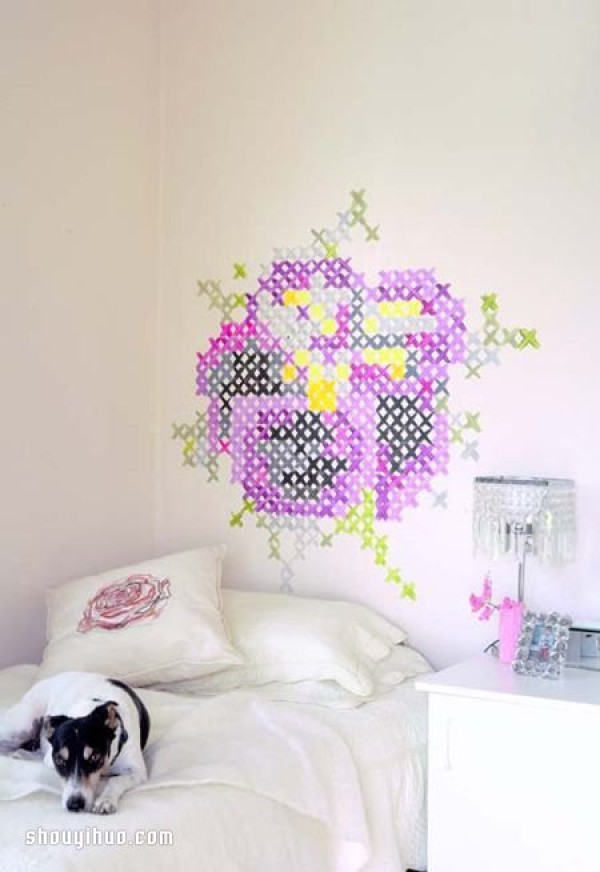 11 Simple and Distinctive Wall Arrangements