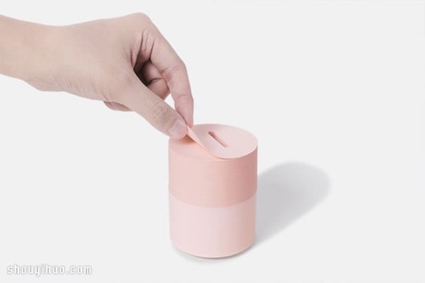 Memo Bank is a piggy bank and a creative design of sticky notes