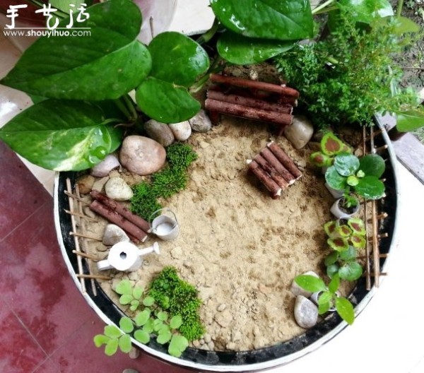 Mini miniature garden making tutorial