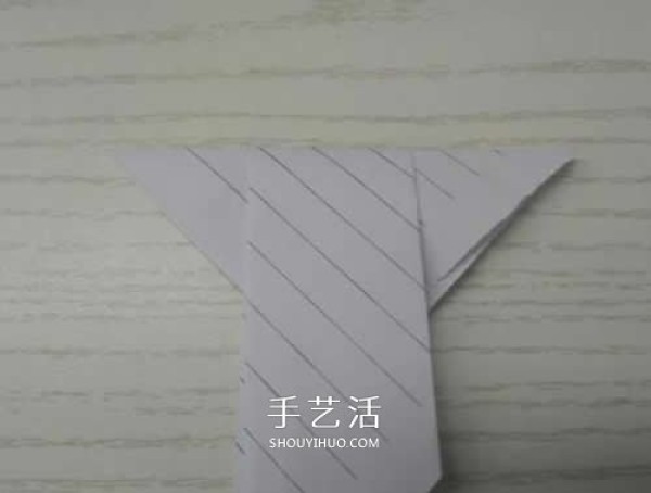 Kindergarten handmade origami tutorial, the simplest illustration of folding a dove of peace