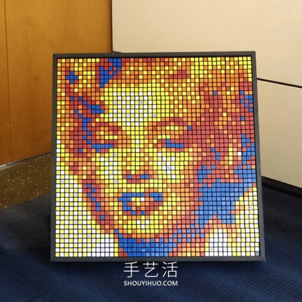 Artist uses thousands of Rubiks cubes to DIY huge pop culture portraits