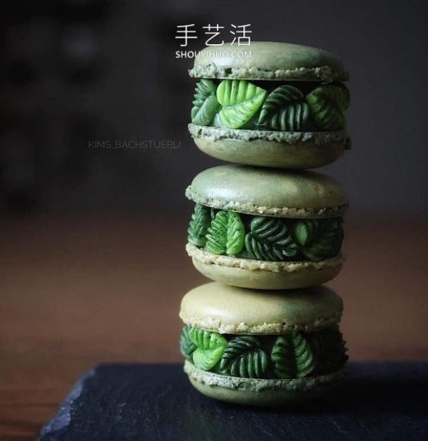 She transforms ordinary macarons into exquisite edible sculptures! 