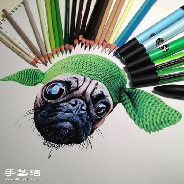 Using an ordinary paintbrush to hand-draw lifelike animal paintings