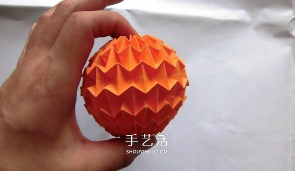 How to fold a deformed ball. Illustration of how to fold an elastic deformed ball