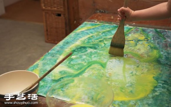 Five-year-old autistic girl genius painter Iris Grace