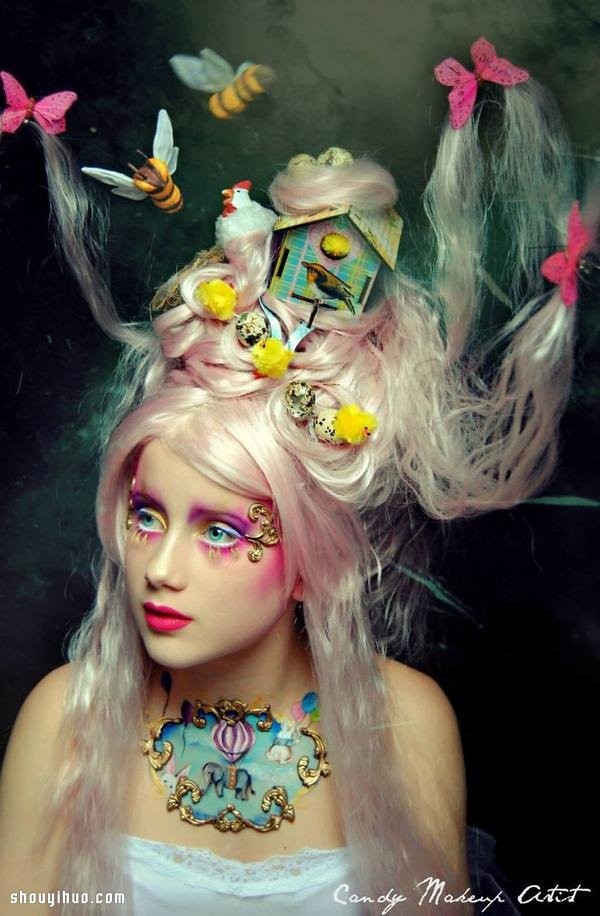 Make-up in the Dark World: The Make-up Art of 23-year-old Girl Joyce