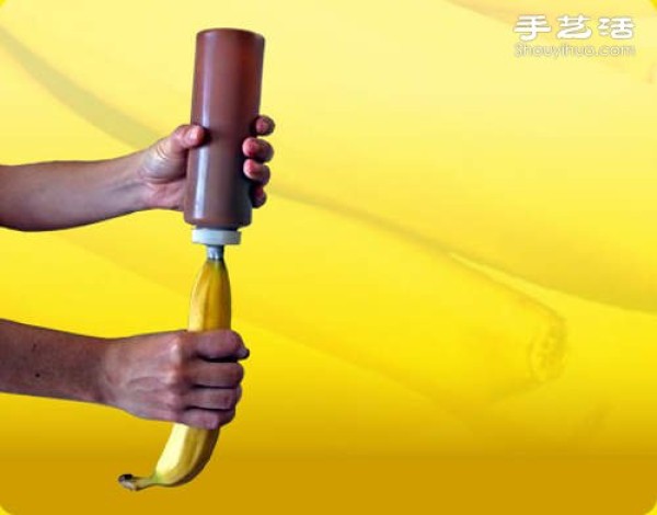 Japanese netizens promote the "Injected Chocolate Banana Utensil"