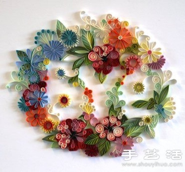 Beautiful floral patterns made by hand using quilled paper