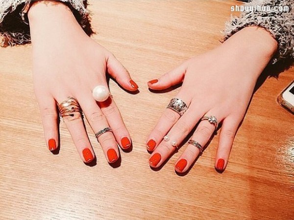 13 ways to wear rings to make you a fashion jewelry expert