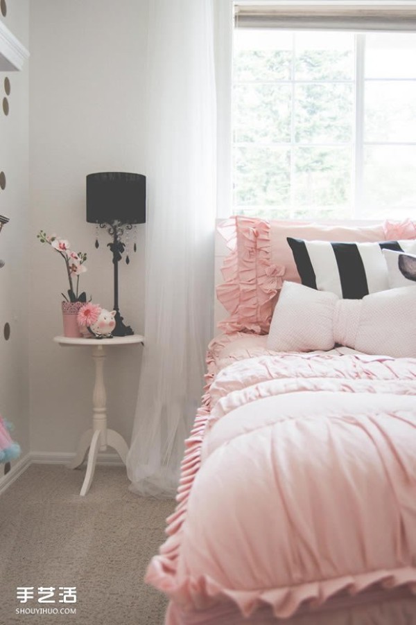 If you have a daughter, you must create an ice cream-colored room for her like this