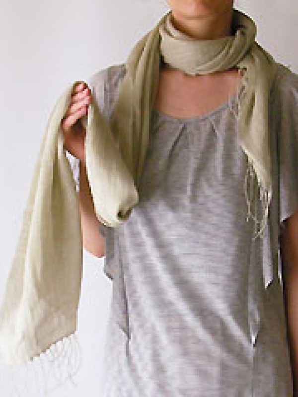 A comprehensive collection of various ways to tie a scarf, and 60 ways to tie a long scarf