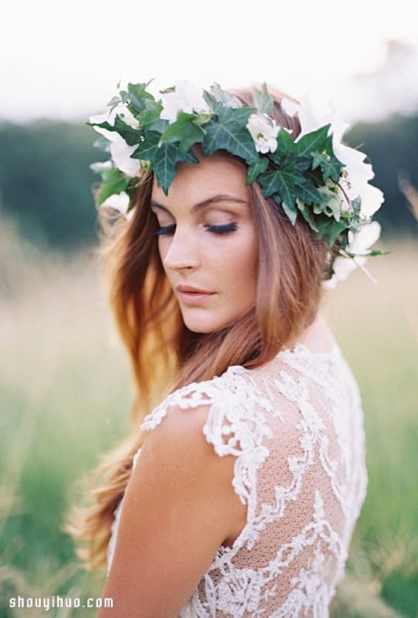 Choose the wedding garland that best suits you according to your personality