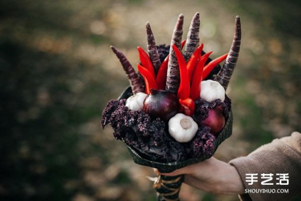 The edible fruit and vegetable bouquet will make the foodies