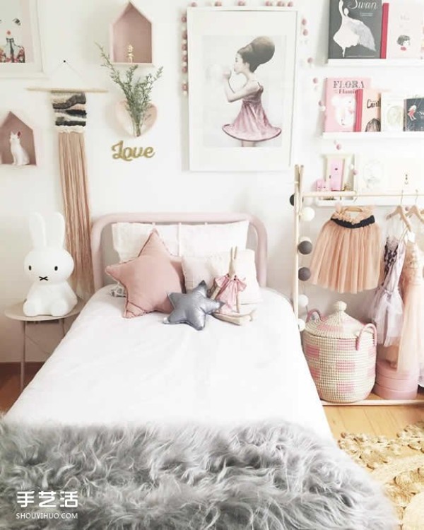 If you have a daughter, you must create an ice cream-colored room for her like this