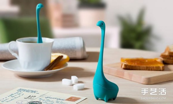 The Loch Ness Monster Tea Maker makes daily tea drinking very interesting~