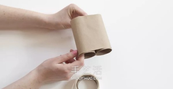 Tutorial on how to make hand-made binoculars from toilet paper rolls