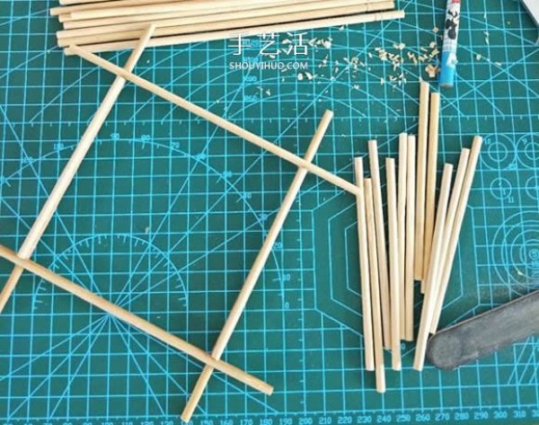 Illustrated Tutorial on Handmade Disposable Chopsticks Storage Plate