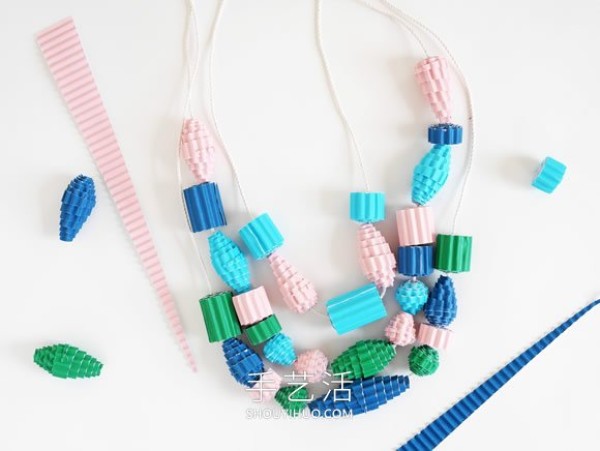 Beaded necklace made of corrugated paper, simple DIY creative personalized jewelry! 