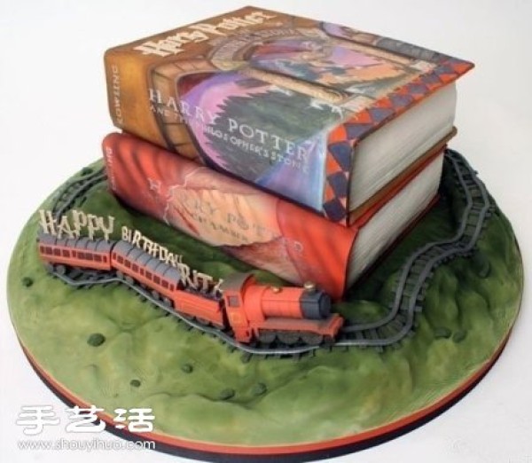 What will the creative book cake taste like? 