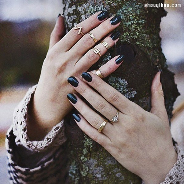 13 ways to wear rings to make you a fashion jewelry expert