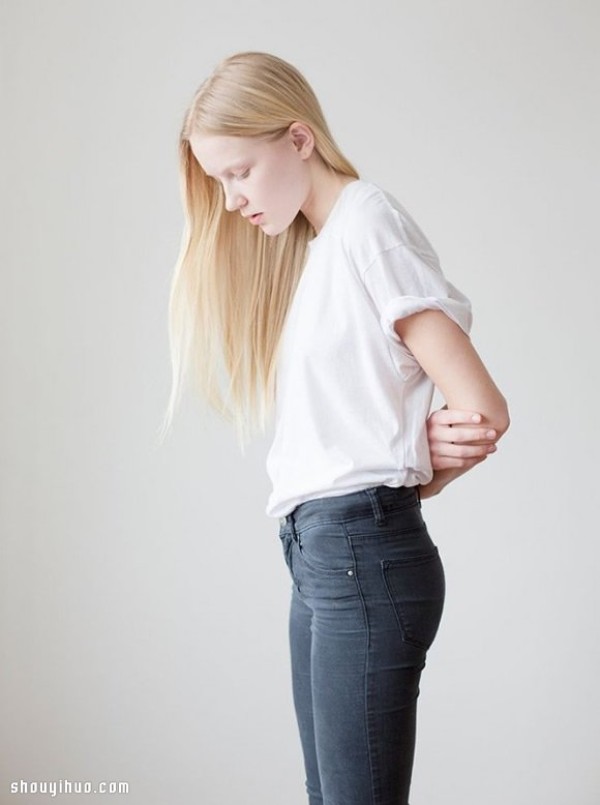 Simple pure white fashion with six unique styles for girls to wear white T-shirts