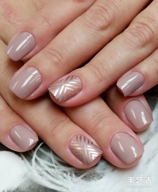 Beautiful wedding nail art design, decorate yourself with details! 