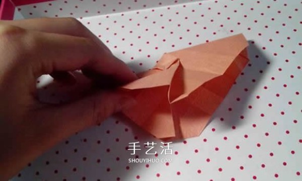 The best introductory tutorial for beginners with detailed illustrations of the Kawasaki rose fold method