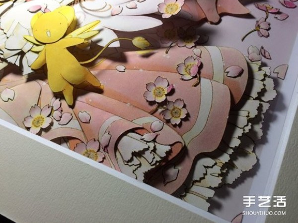 Pictures of the classic anime "Cardcaptor Sakura" Clow card paper sculptures