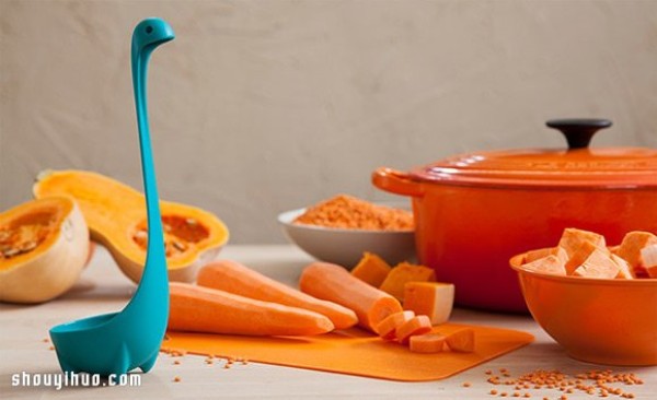 The cute Loch Ness Monster spoon that makes you melt in an instant! 