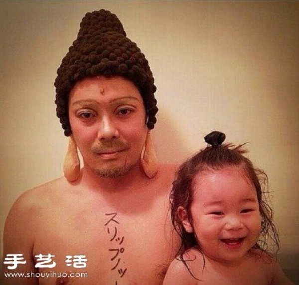 Father and daughter photos, this dad works too hard! 