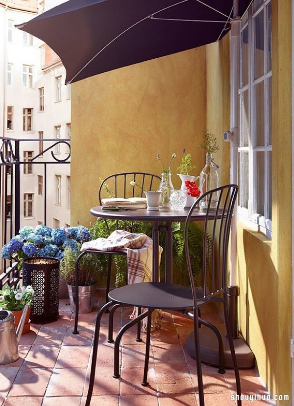 8 Simple and Practical Ways to Decorate and Decorate a Literary and Fresh Small Balcony