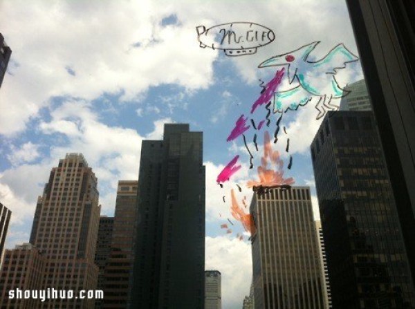 The creative graffiti art on the glass is integrated with the scenery outside the window