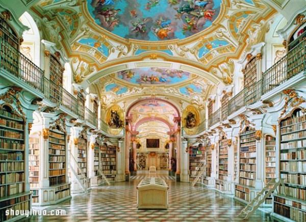 Top 11 libraries in the world with attractive designs