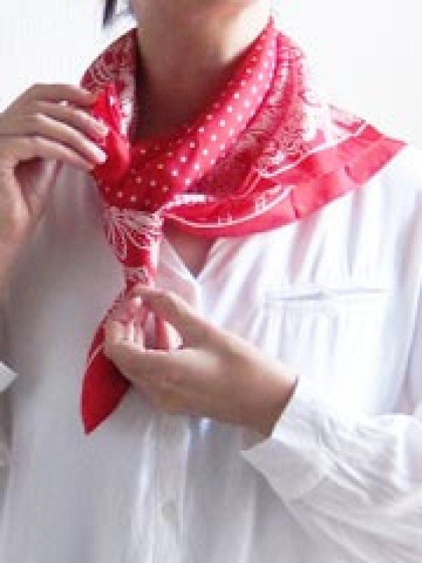 A comprehensive collection of various ways to tie a scarf, and 60 ways to tie a long scarf