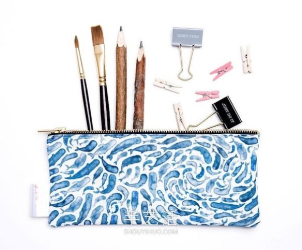 15 Cute Handmade Fabric Pen Cases to Store Your Drawing Supplies