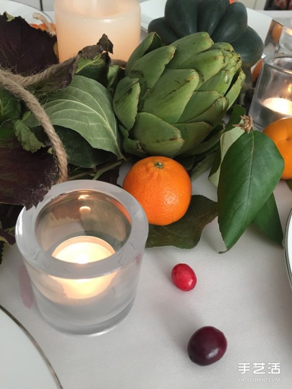 How to make the dining table beautiful to welcome guests, using only supermarket materials to decorate the dining table