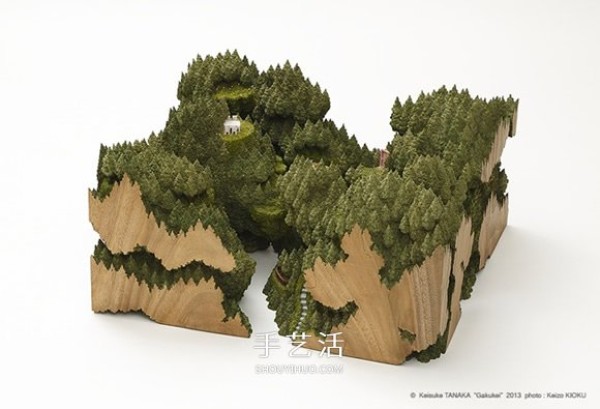 Carving landscapes into wooden frames challenges the limits of your knowledge of wood