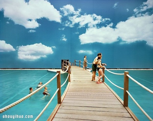 The meaning of travel: Fake Holiday photography collection