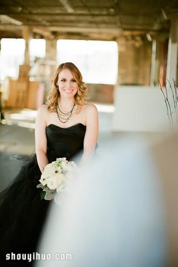 Who said a black wedding dress must be white, sexy and elegant