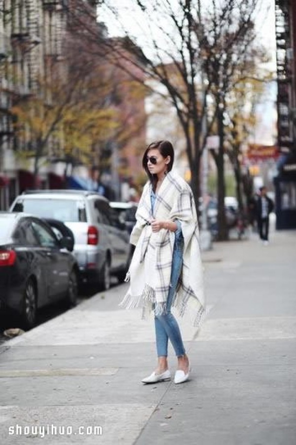 4 Fashionable Scarf Styles with Personalized Scarf Styles