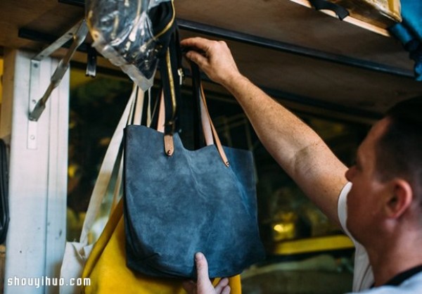 It was a carpenter who created a brand of handmade leather bags