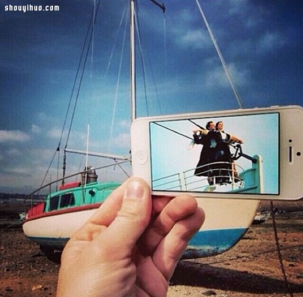 Mobile phone wallpaper creative DIY integrates film and television cartoon characters into life