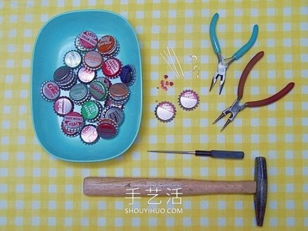 The best for the uninhibited you! Turn bottle caps into treasures with DIY personalized earrings