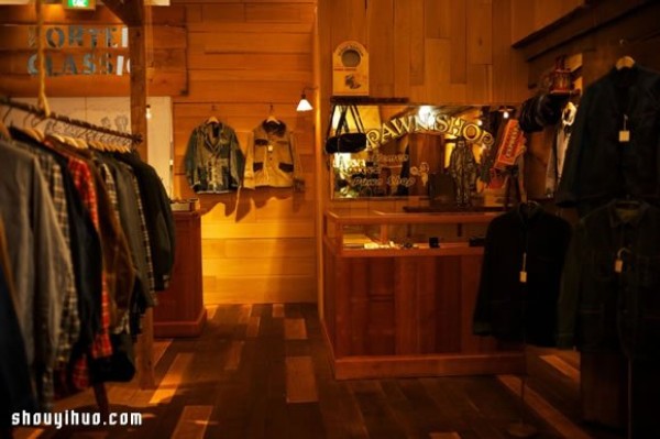 Japanese Porter Classic retro style clothing store layout design